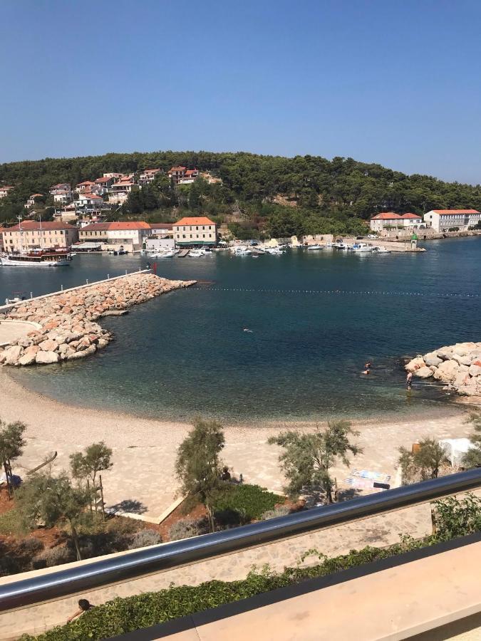Sea View Apartment Near The Beach S2-Jelsa Center Bagian luar foto