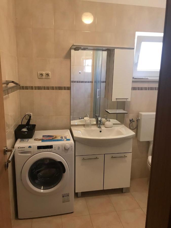 Sea View Apartment Near The Beach S2-Jelsa Center Bagian luar foto